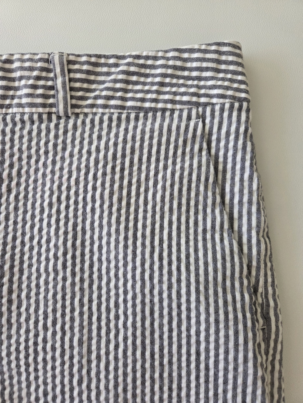 Banana Republic Striped Seersucker Shorts in Navy & White